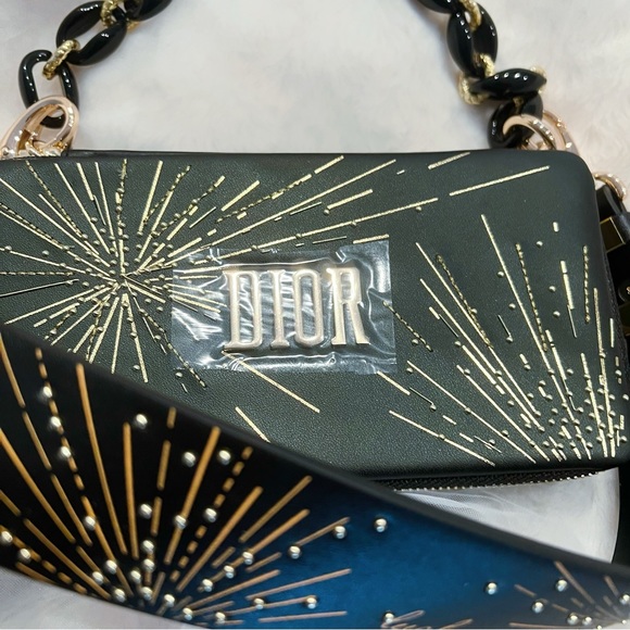 Dior Beauty Case with Crossbody and Handbag Straps - Picture 3 of 13